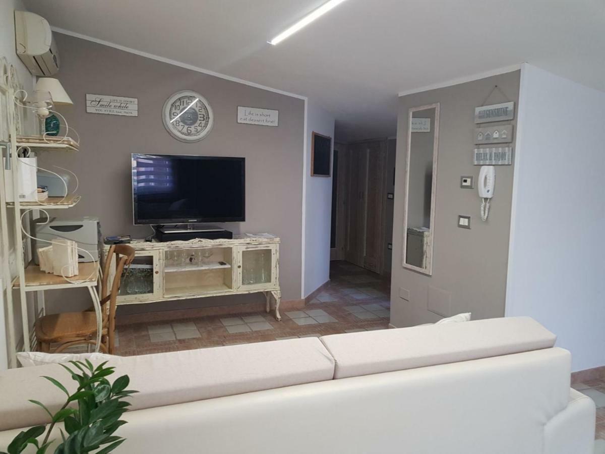 Appartamento Mansardato Anda&Torra Castelsardo Bagian luar foto